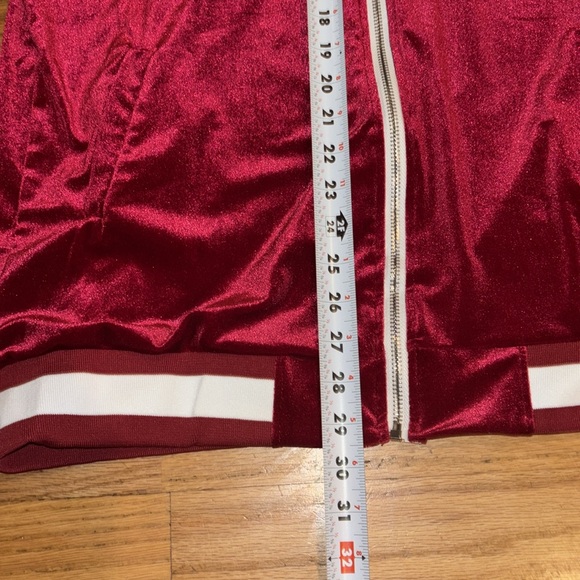 Track suit outfit deep red with white strip zip up top top collar extra large - Picture 4 of 9